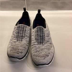 Skechers Gray Slip-ins Air Cooled Memory Foam Stretch Fit